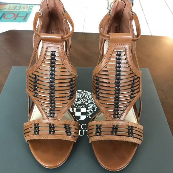 Vince Camuto Shoes - Vince Camuto Leather Sandals - Style VC-CEARA